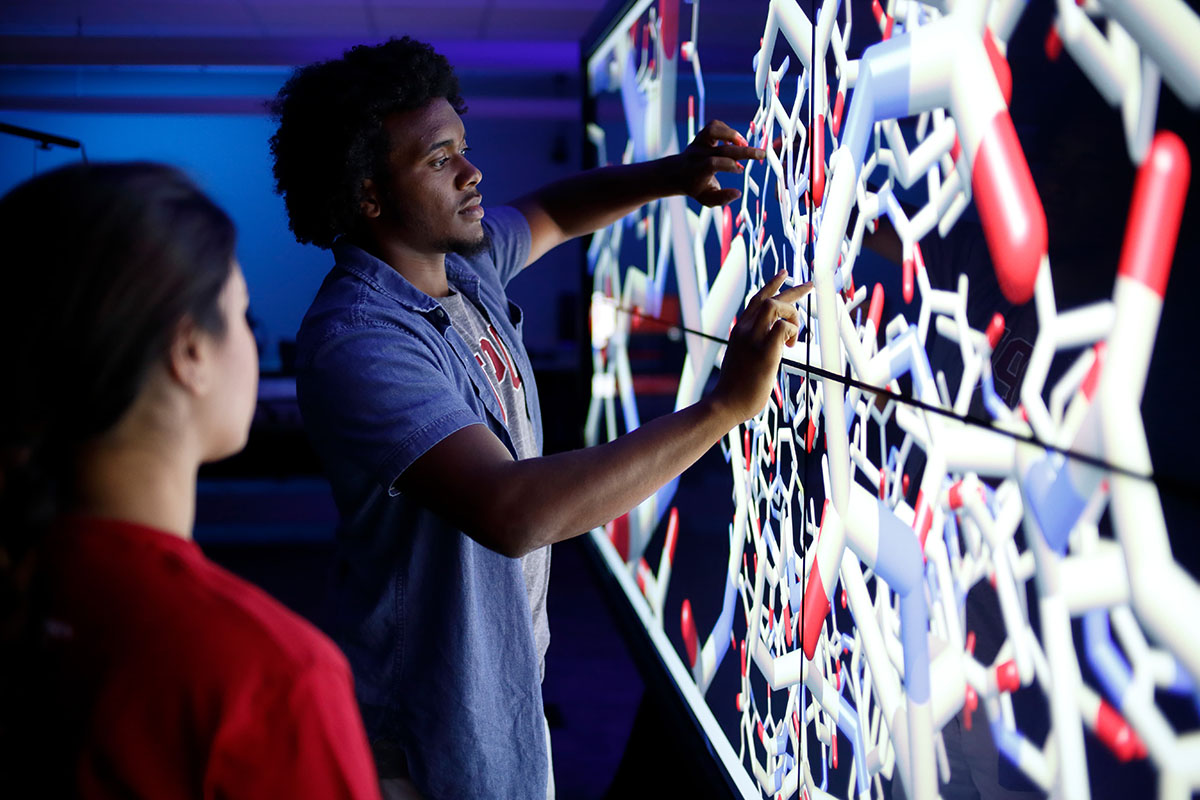 IQ-Wall display with touchscreen capability 